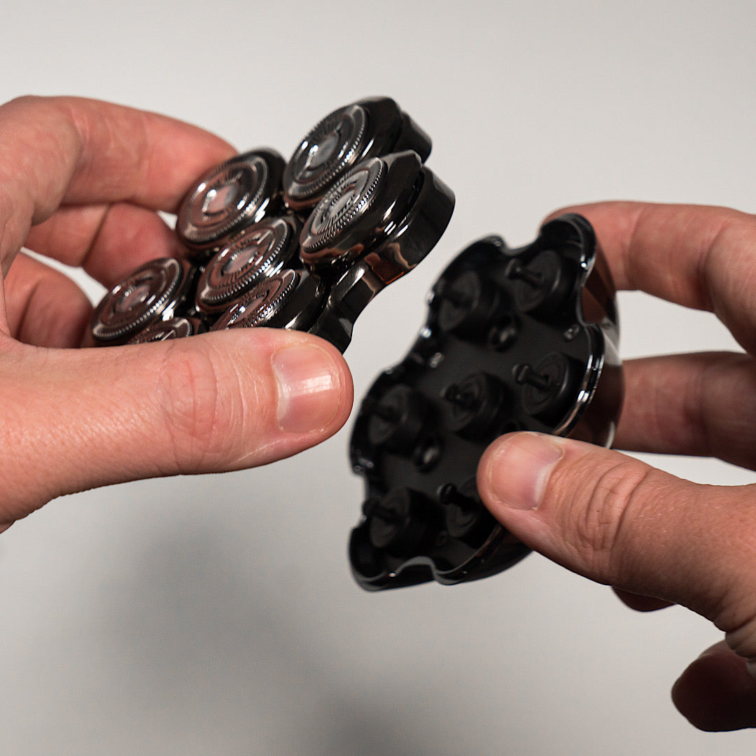 Easy-Clean Magnetic Head The Smooth Geezer  The Smooth Geezer